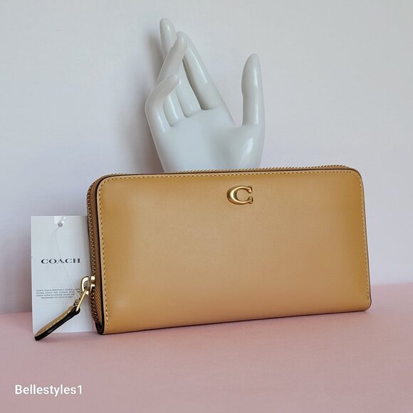 COACH Smooth Leather Zip-Around Accordion Wallet with Back-Slip Pocket-Tan color - Picture 2 of 16